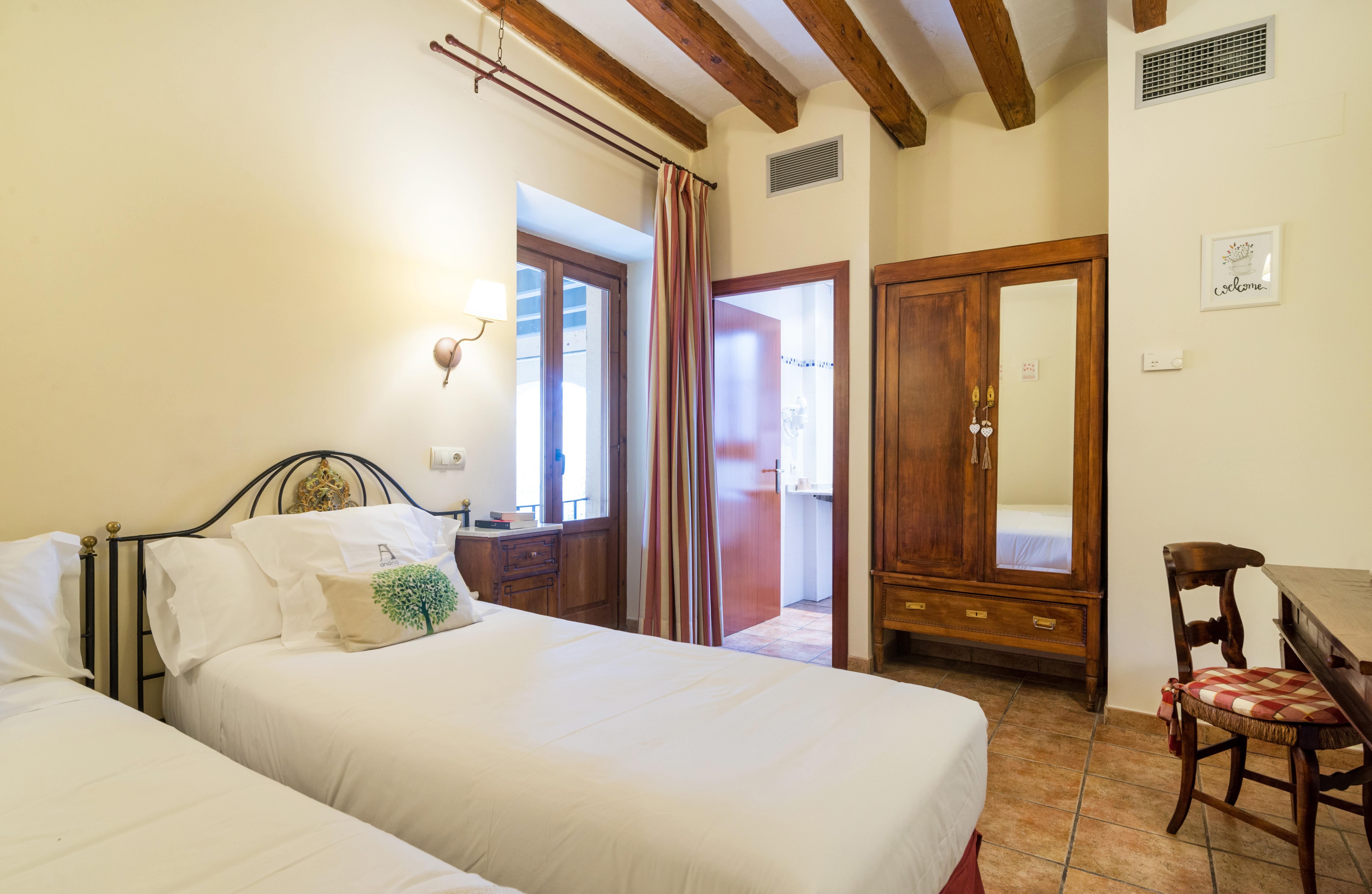 Hotel Andria La Seu d'Urgell Esterno foto