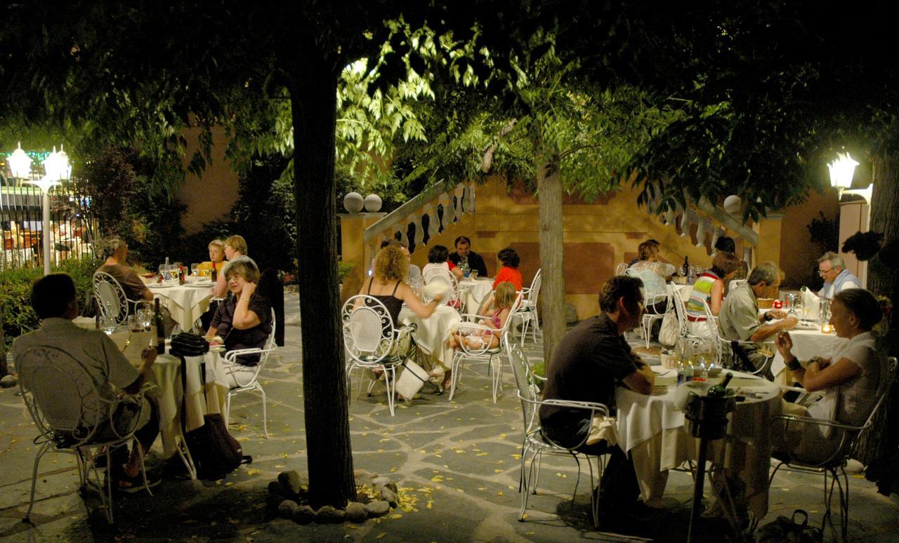 Hotel Andria La Seu d'Urgell Esterno foto